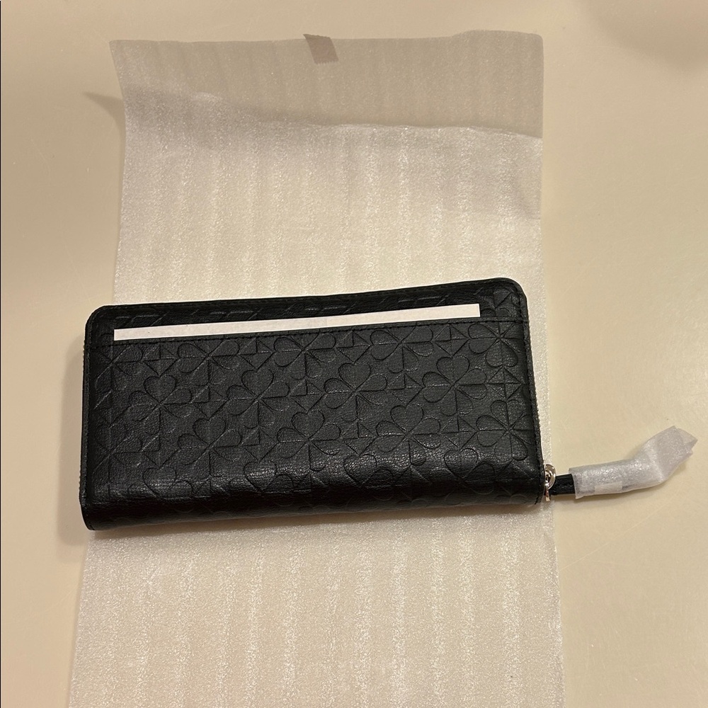 Kate Spade Women’s Black Wallet Hollie Clover Geo Embossed NWT - Picture 4 of 10
